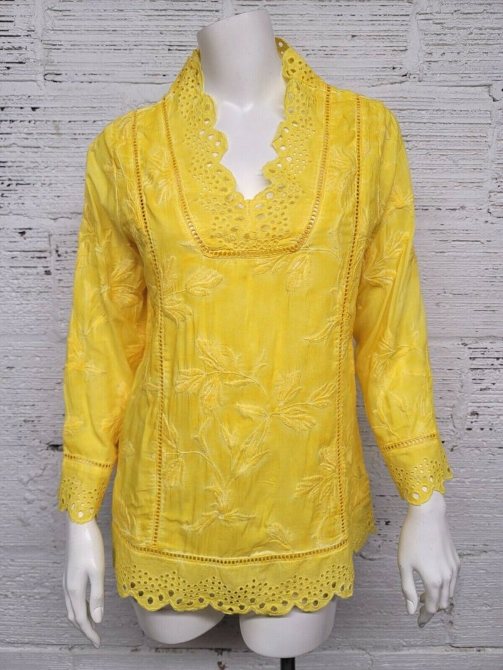 NWT Soft Surroundings Women's Size PXS Yellow Floral Embroidered Lace Blouse